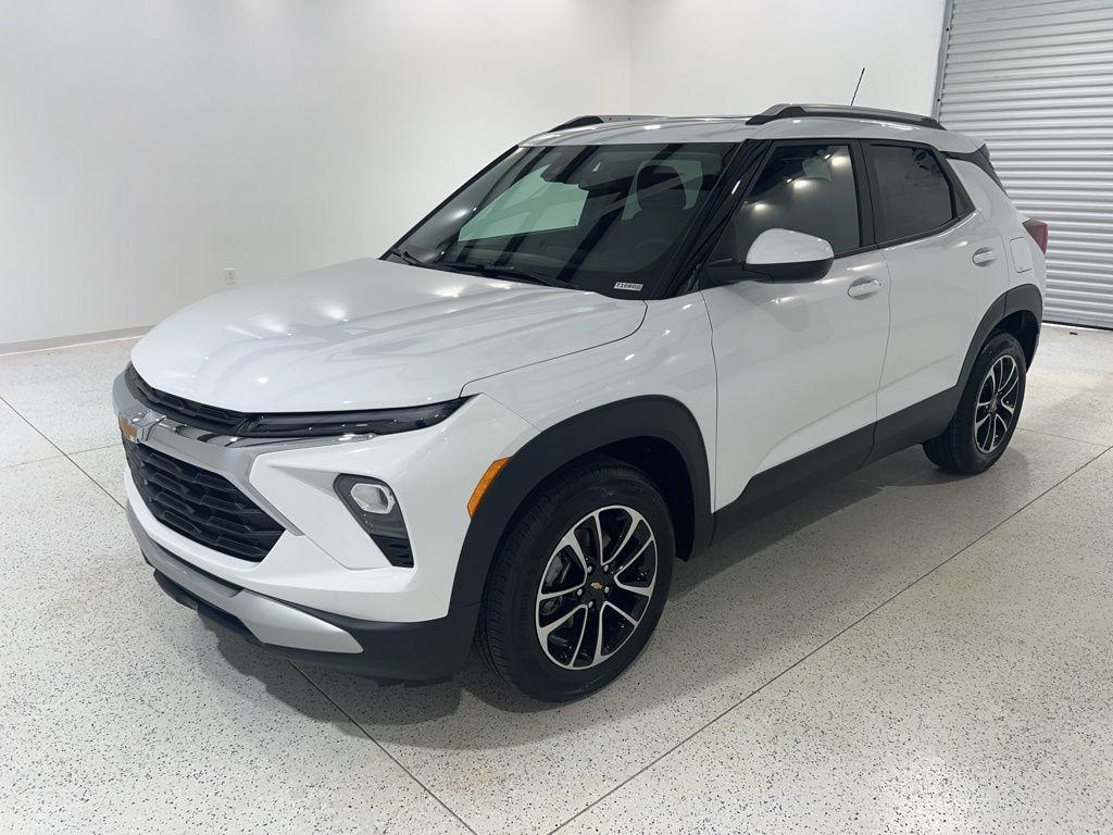 new 2026 Chevrolet TrailBlazer car, priced at $28,864