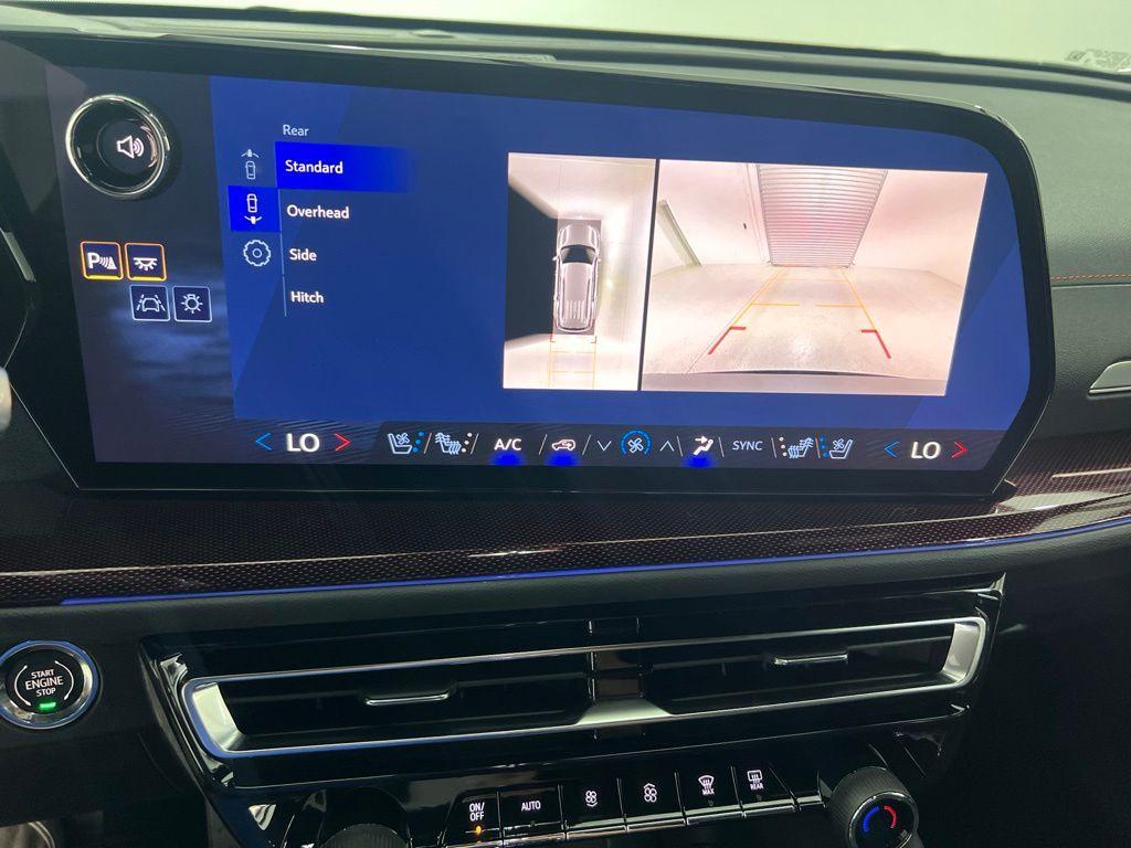 new 2026 Chevrolet Traverse car, priced at $56,402