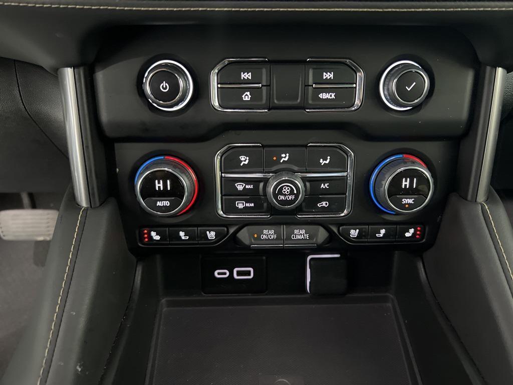 used 2024 Chevrolet Suburban car, priced at $57,880