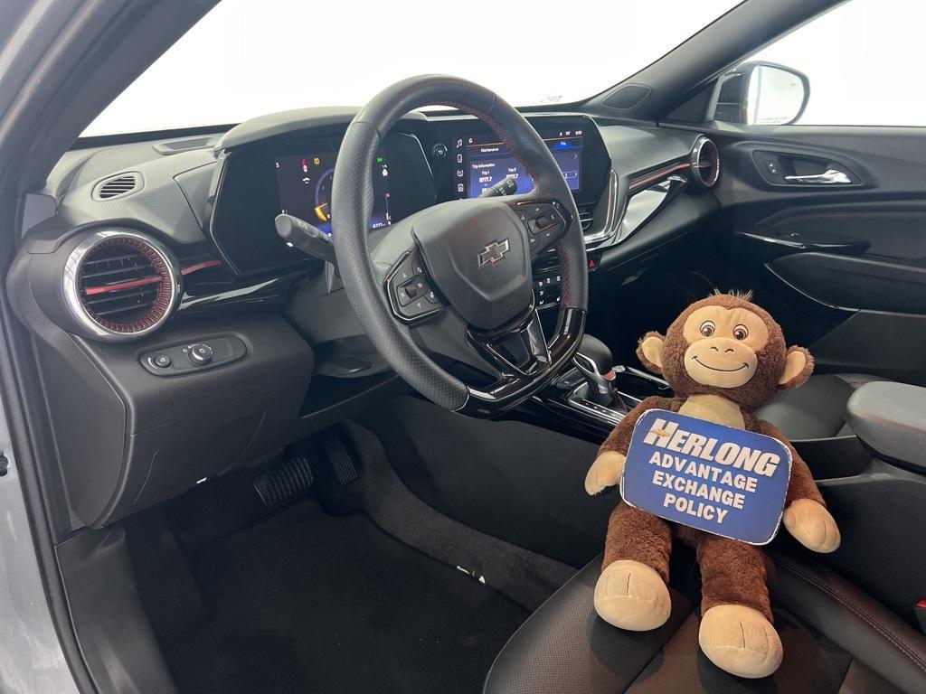 used 2025 Chevrolet Trax car, priced at $25,880
