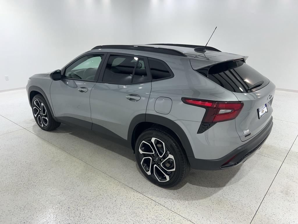 used 2025 Chevrolet Trax car, priced at $25,880