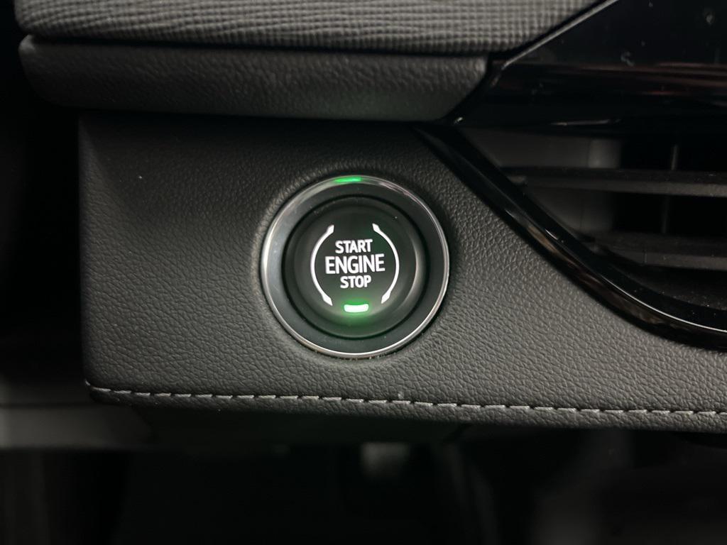 used 2025 Buick Enclave car, priced at $39,880