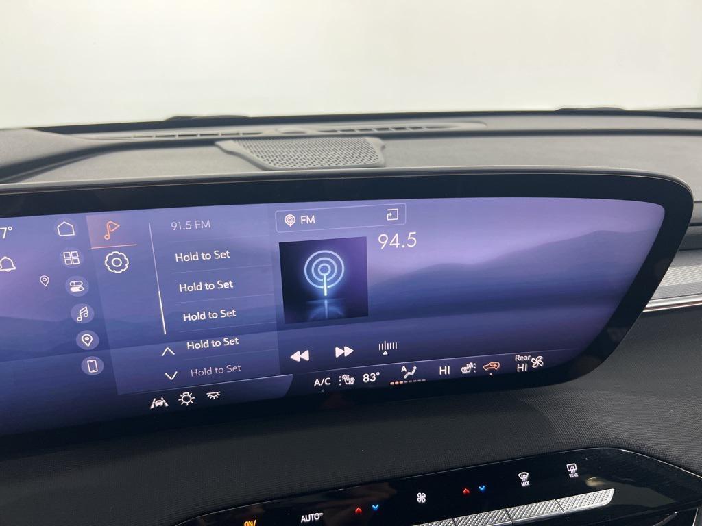 used 2025 Buick Enclave car, priced at $39,880