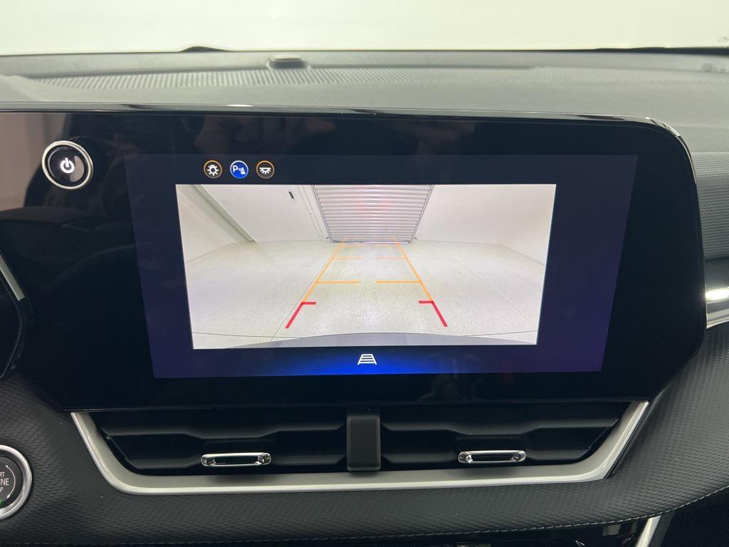 new 2026 Chevrolet Equinox car, priced at $30,011