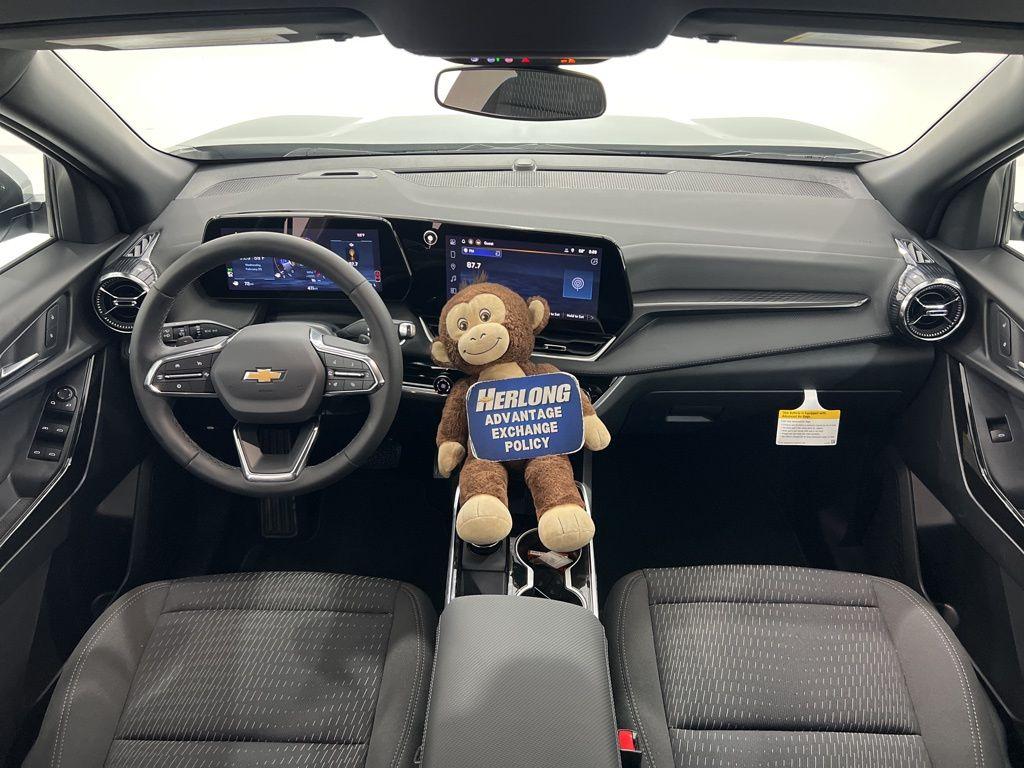 new 2026 Chevrolet Equinox car, priced at $30,206