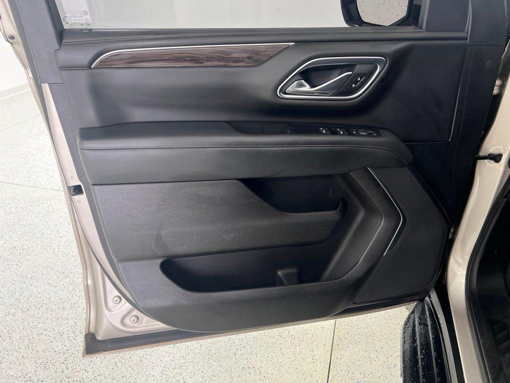 used 2021 Chevrolet Suburban car, priced at $36,880