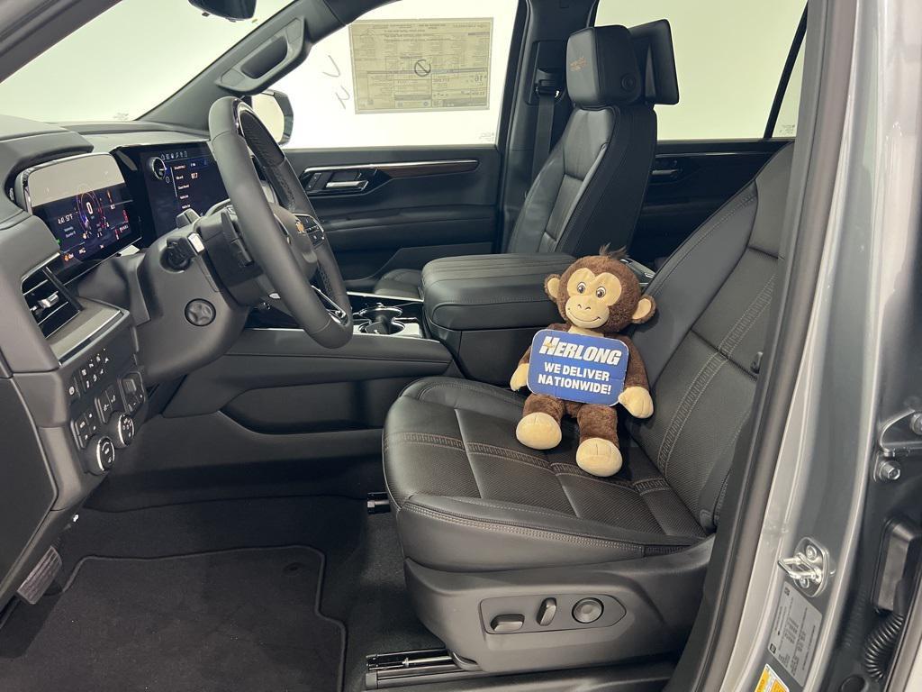 new 2026 Chevrolet Suburban car, priced at $95,880