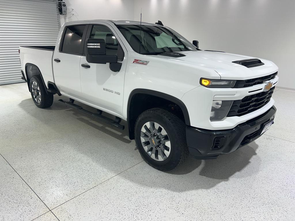 used 2025 Chevrolet Silverado 2500 car, priced at $52,880