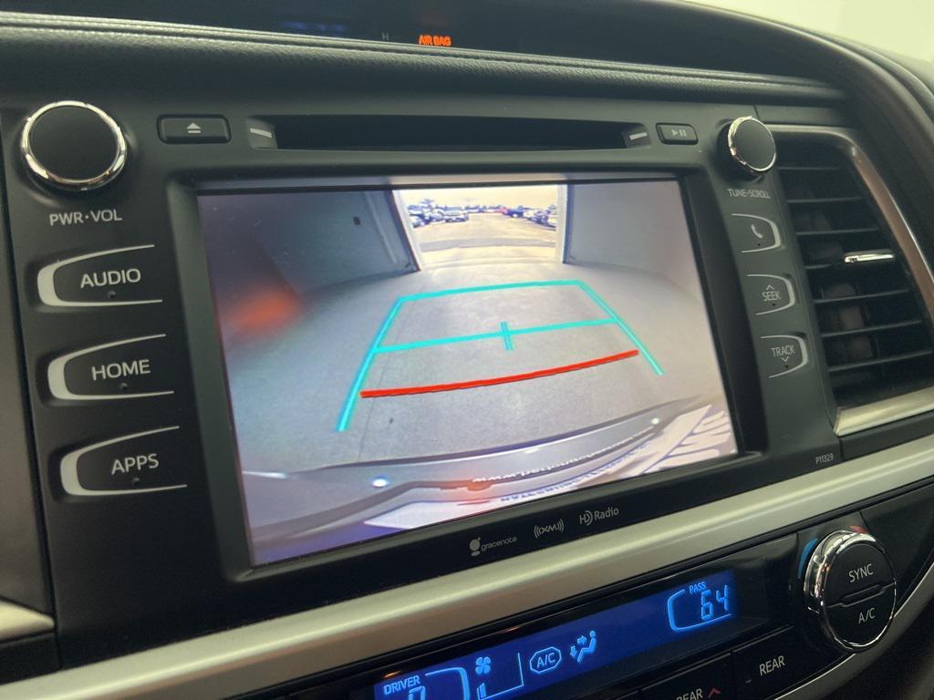 used 2018 Toyota Highlander car, priced at $21,880
