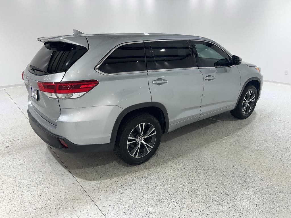 used 2018 Toyota Highlander car, priced at $21,880
