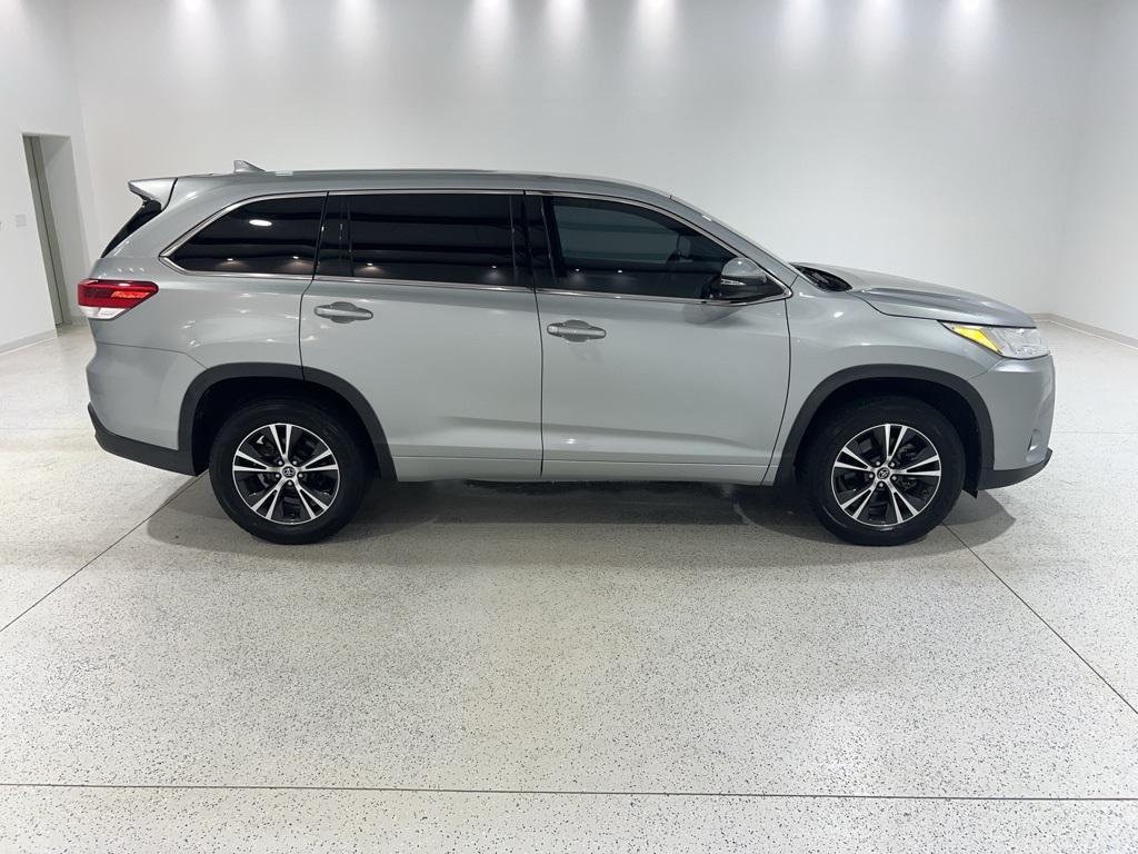 used 2018 Toyota Highlander car, priced at $21,880