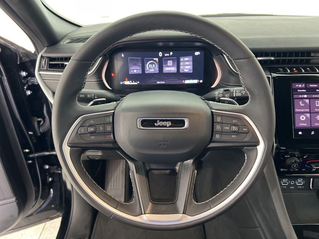 used 2025 Jeep Grand Cherokee car, priced at $36,880