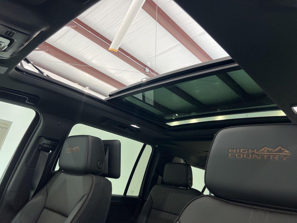 new 2026 Chevrolet Suburban car, priced at $94,584