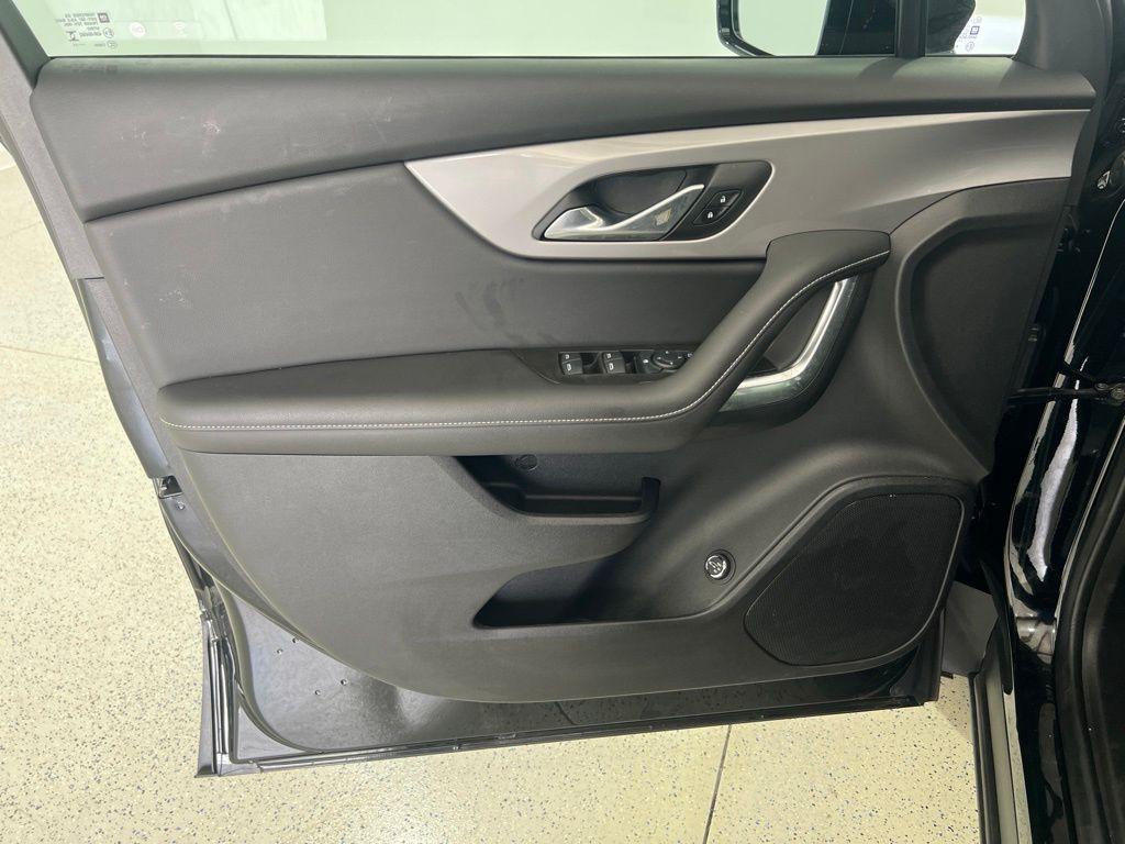 used 2024 Chevrolet Blazer car, priced at $30,998