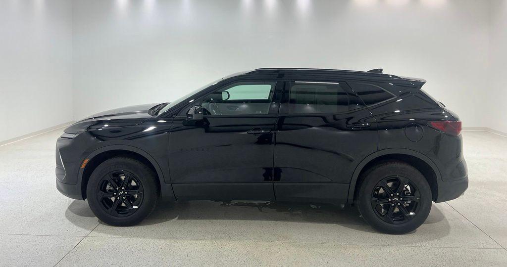 used 2024 Chevrolet Blazer car, priced at $30,998