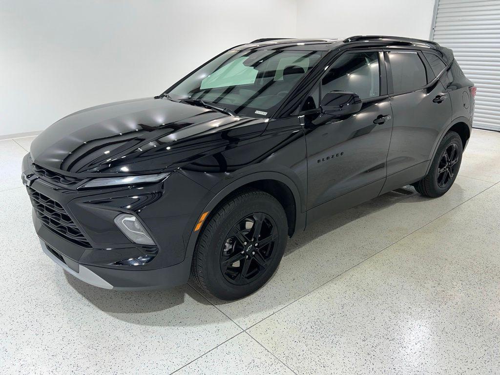 used 2024 Chevrolet Blazer car, priced at $30,998
