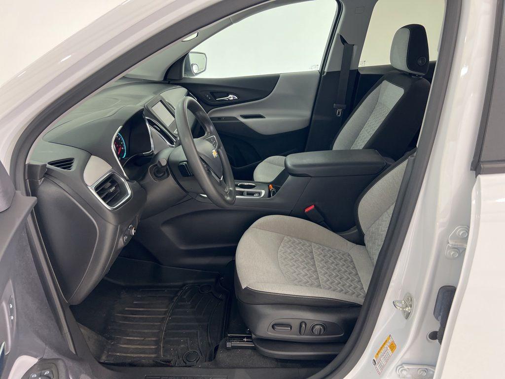 used 2023 Chevrolet Equinox car, priced at $21,880