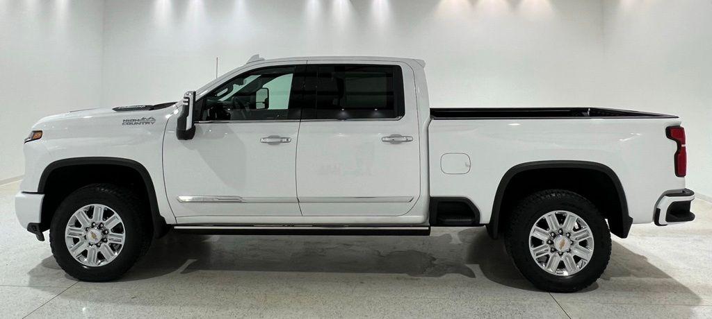 used 2024 Chevrolet Silverado 2500 car, priced at $75,998