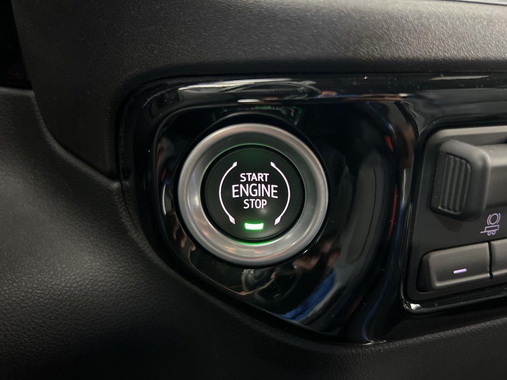 used 2024 Chevrolet Silverado 2500 car, priced at $75,998