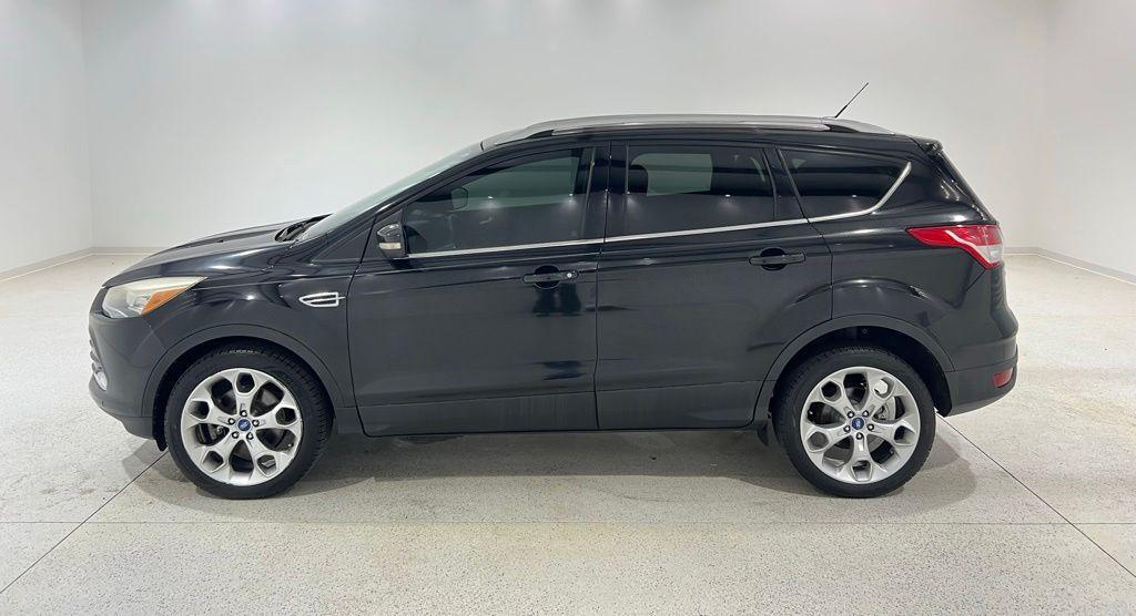 used 2013 Ford Escape car, priced at $7,999