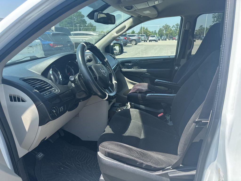 used 2020 Dodge Grand Caravan car, priced at $8,998