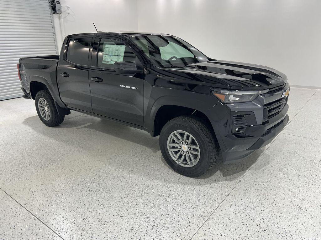 new 2026 Chevrolet Colorado car, priced at $43,968