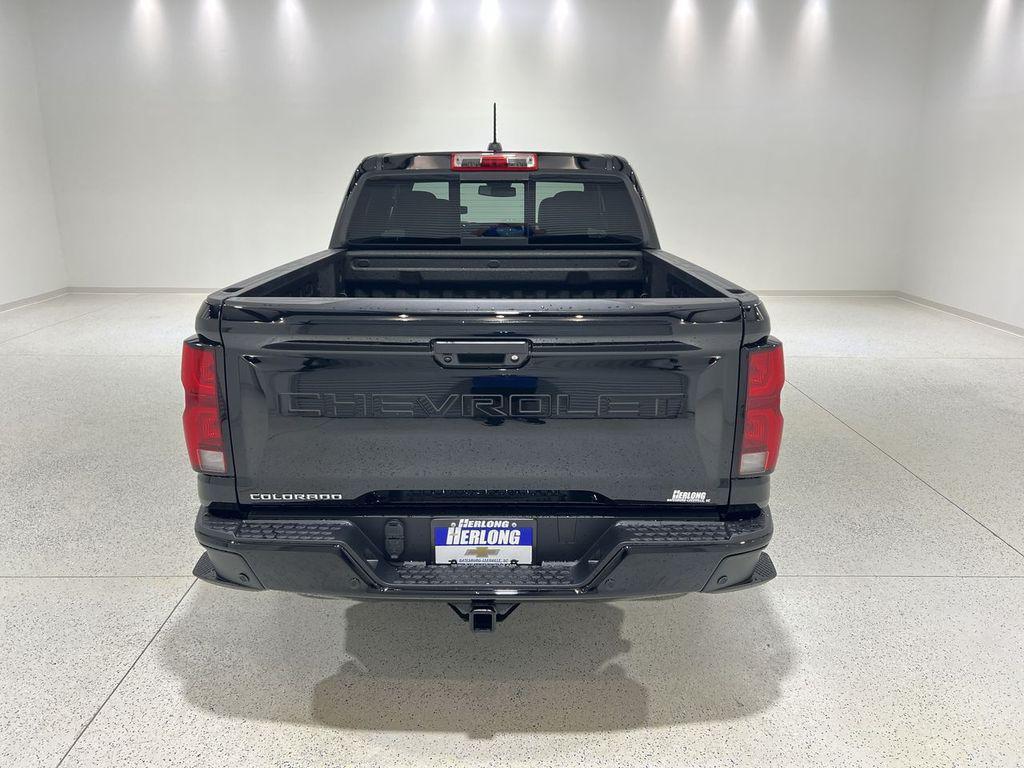 new 2026 Chevrolet Colorado car, priced at $43,968