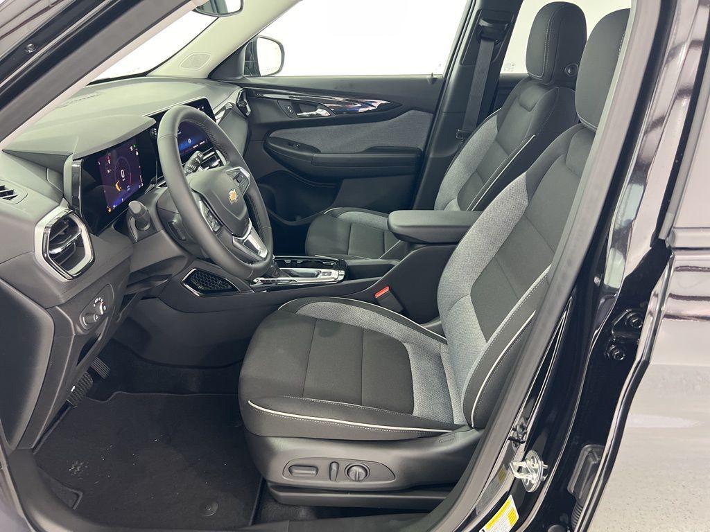 new 2026 Chevrolet TrailBlazer car, priced at $27,080