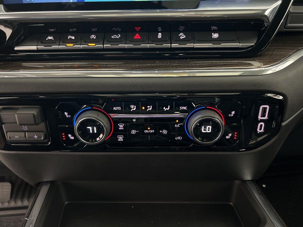 new 2024 Chevrolet Silverado 1500 car, priced at $59,880