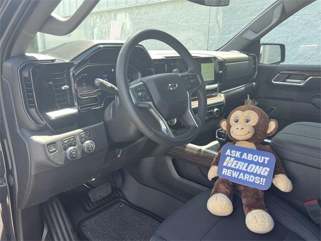 new 2024 Chevrolet Silverado 1500 car, priced at $57,880