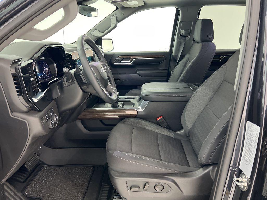used 2024 Chevrolet Silverado 1500 car, priced at $57,998