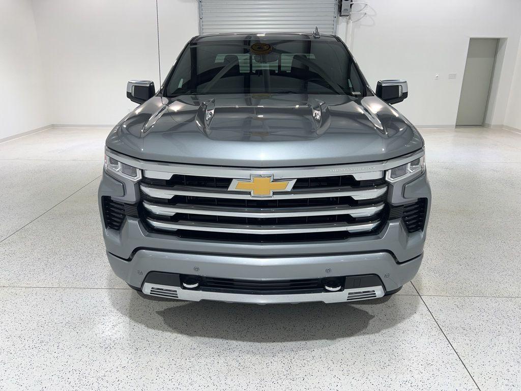 new 2025 Chevrolet Silverado 1500 car, priced at $69,998