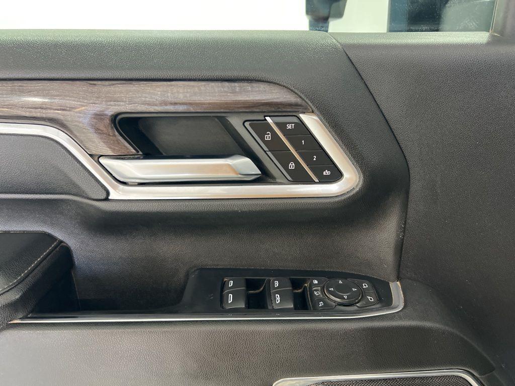 used 2024 Chevrolet Silverado 2500 car, priced at $63,880