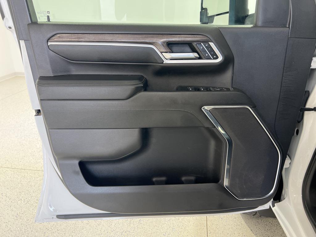 used 2024 Chevrolet Silverado 2500 car, priced at $62,780