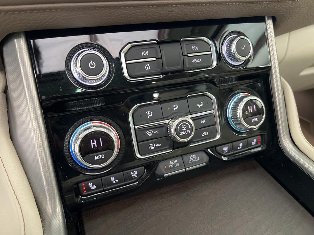 used 2021 GMC Yukon XL car, priced at $44,880