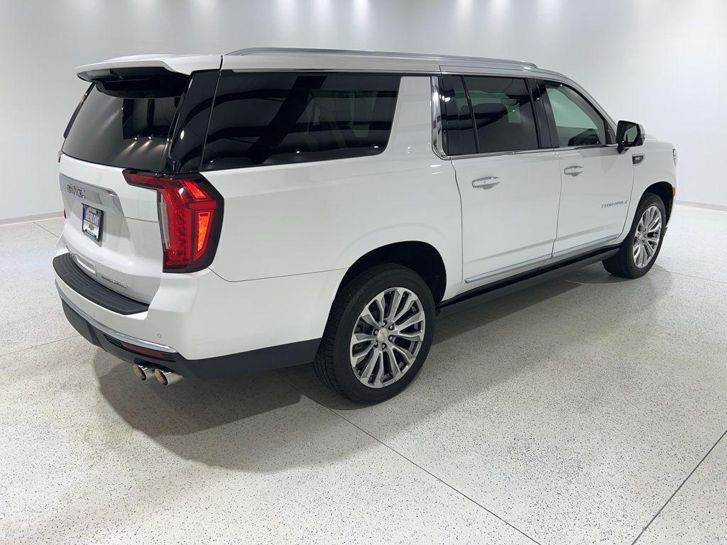 used 2021 GMC Yukon XL car, priced at $43,980