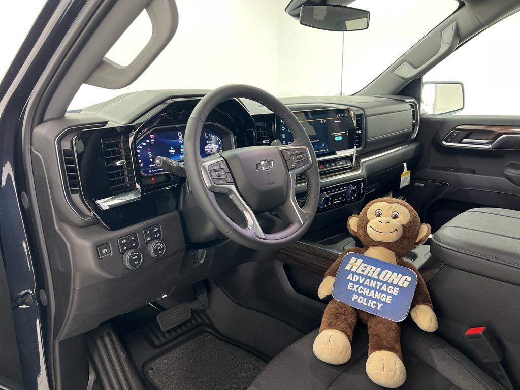 new 2024 Chevrolet Silverado 1500 car, priced at $55,880