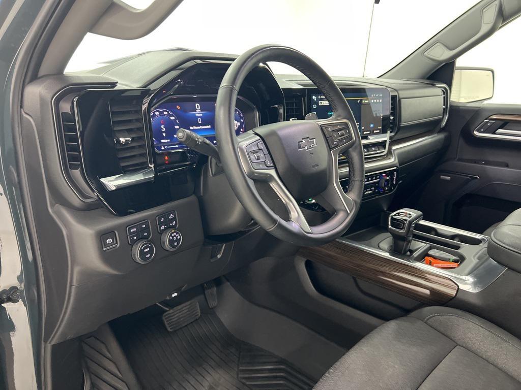 used 2025 Chevrolet Silverado 1500 car, priced at $55,280