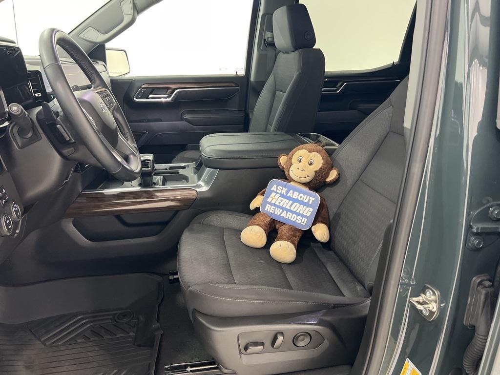 used 2025 Chevrolet Silverado 1500 car, priced at $55,280