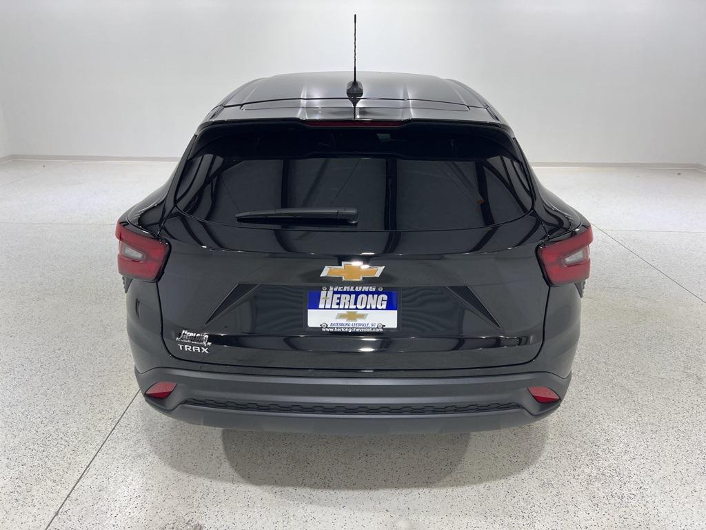 new 2026 Chevrolet Trax car, priced at $24,362