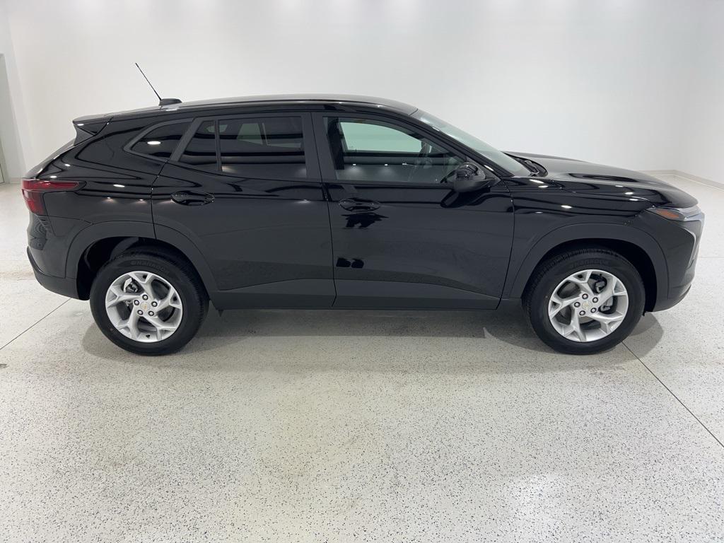 new 2026 Chevrolet Trax car, priced at $24,362
