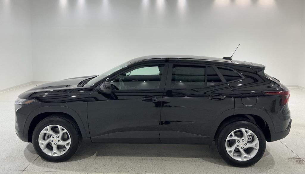 new 2026 Chevrolet Trax car, priced at $24,362