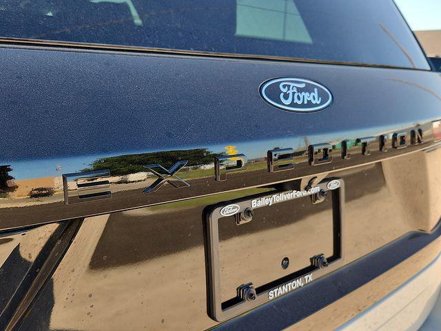 new 2026 Ford Expedition car, priced at $77,109