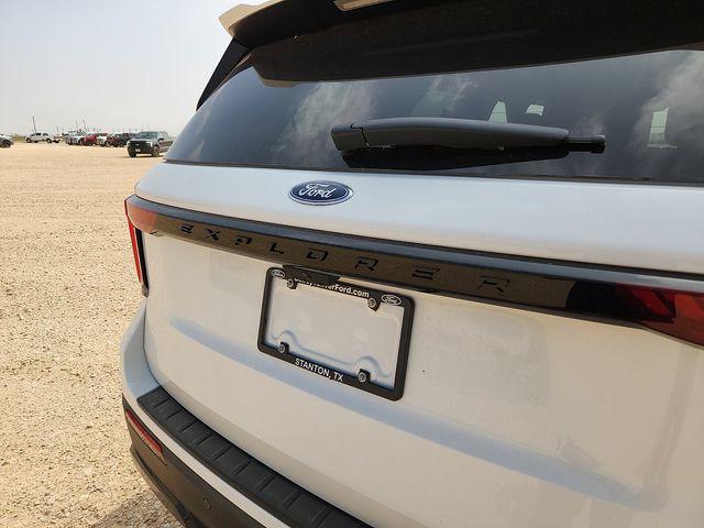 new 2026 Ford Explorer car, priced at $46,199