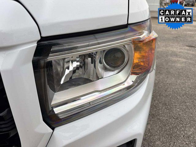 used 2021 GMC Canyon car, priced at $27,995