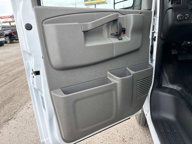 new 2025 GMC Savana 2500 car, priced at $46,025