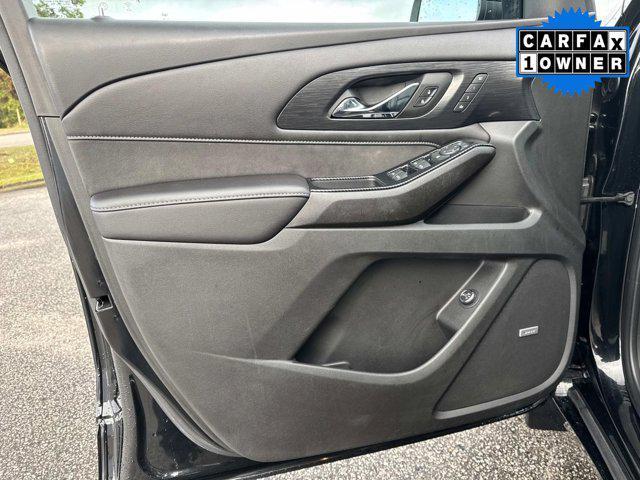 used 2021 Chevrolet Traverse car, priced at $37,995