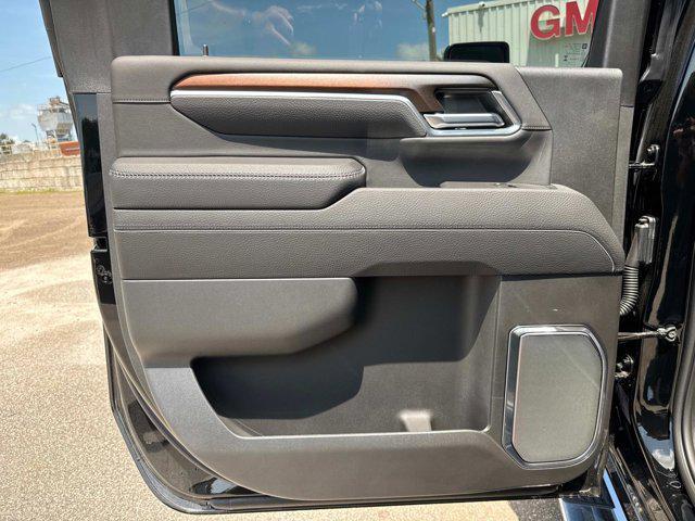 new 2025 GMC Sierra 2500 car, priced at $90,699