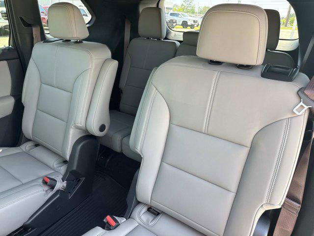 new 2026 GMC Acadia car, priced at $51,519