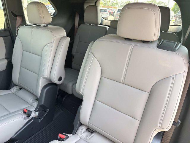 new 2026 GMC Acadia car, priced at $52,369